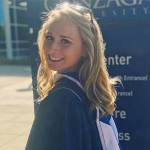 Meet your Posher, Yvonne